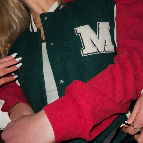 Varsity jacket - Picture 1 of 3